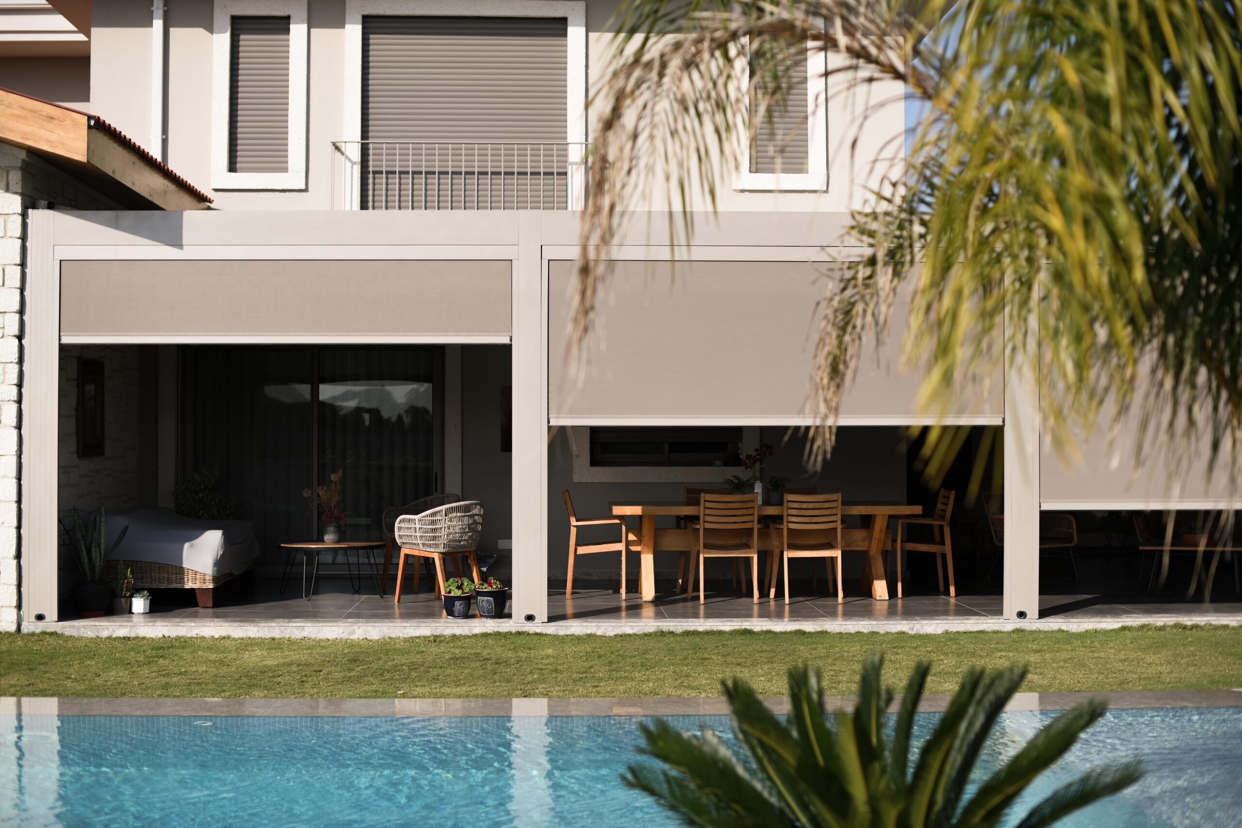 Outdoor pergola structure for year round living by Vertex Designs